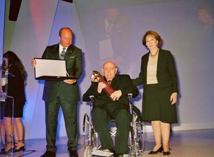 2005 Fazıl Hüsnü Dağlarca görseli