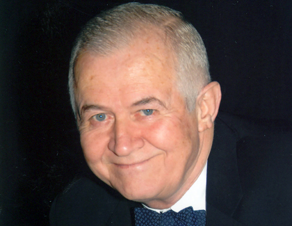 Prof. Dr. Yücel Kanpolat görseli
