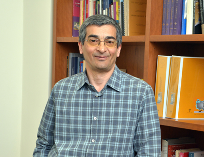 Prof. Dr. Engin Akyürek görseli